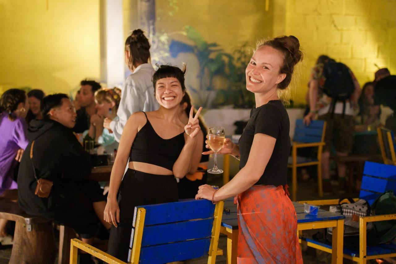 The Cuckoo'S Nest Hostel And Bar Managed By Hoianese Hoi An Bagian luar foto