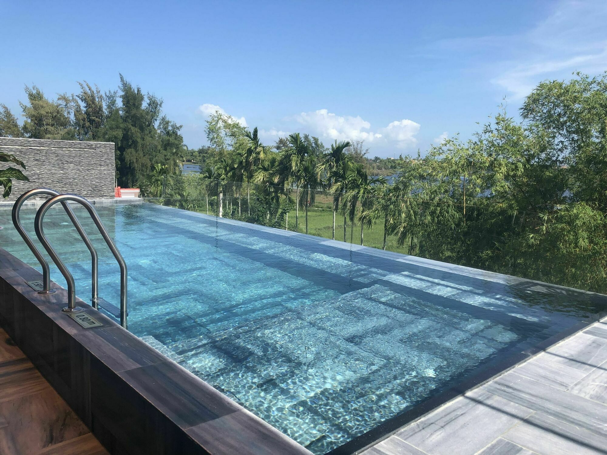 The Cuckoo'S Nest Hostel And Bar Managed By Hoianese Hoi An Bagian luar foto